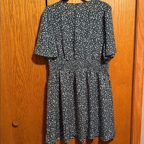 SHEIN Green Floral Mini Dress - Picture 5 of 5